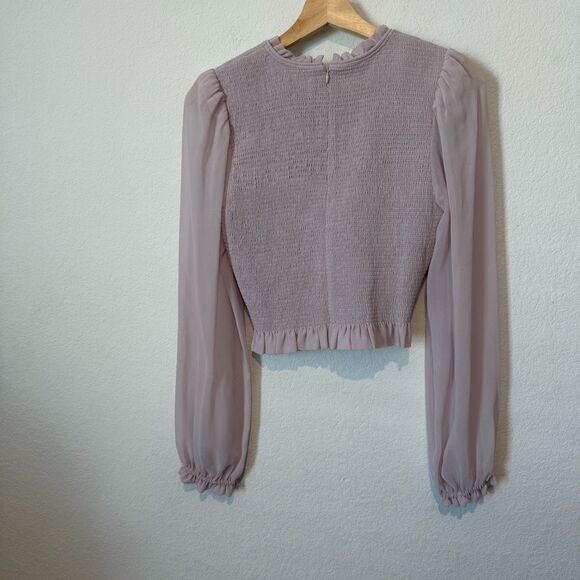 Aritzia Wilfred Tempest Smocked Long Sleeve Chiffon Blouse Women's Size Medium - Picture 4 of 6